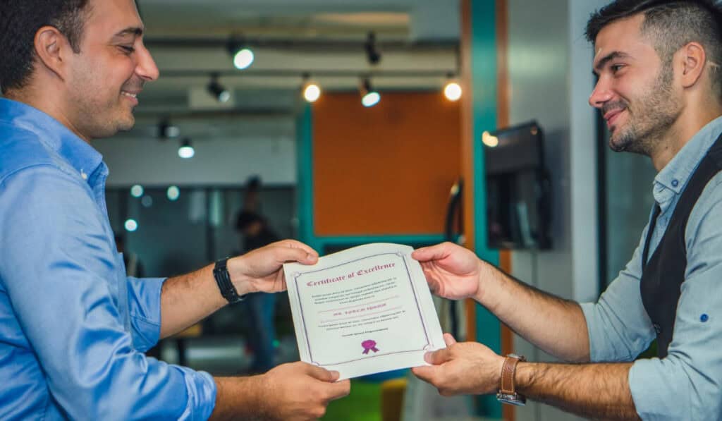 traducción de títulos académicos y certificados de estudios