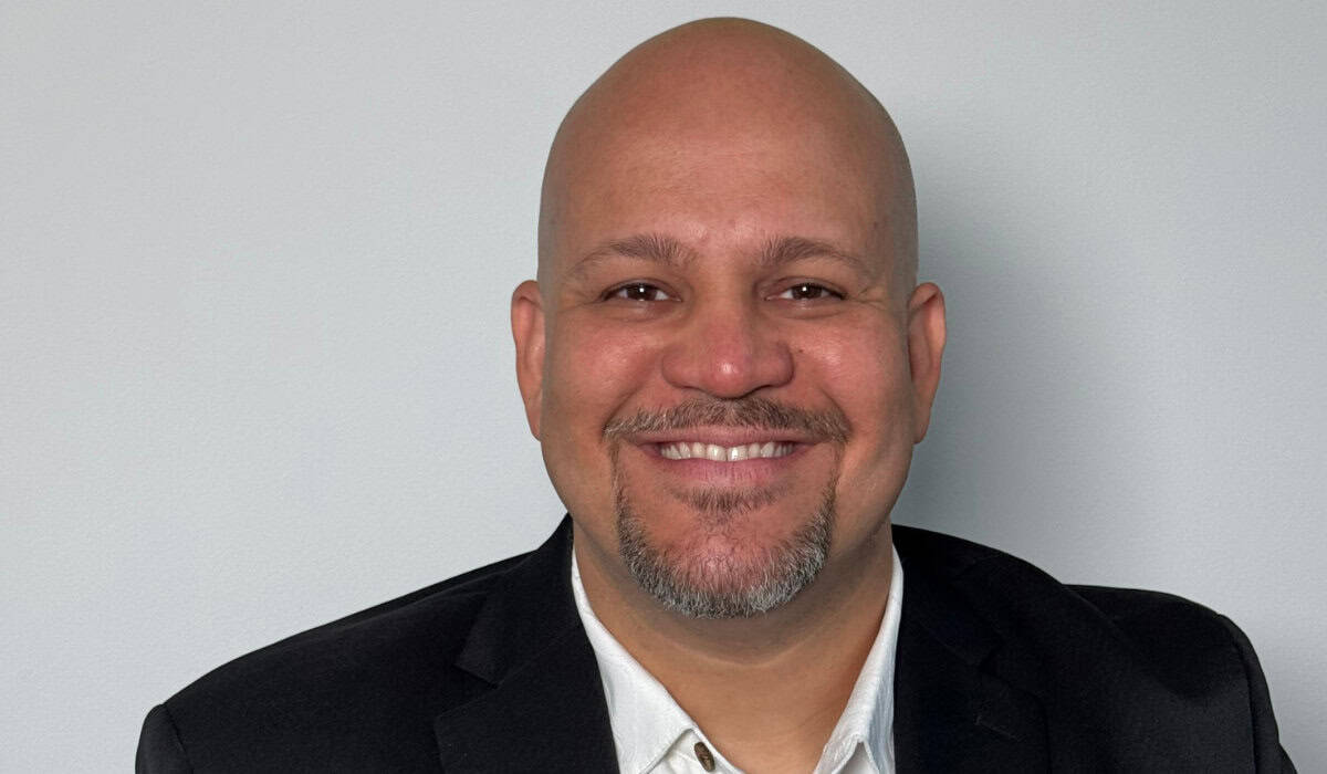 Sworn Translator Luis Diaz